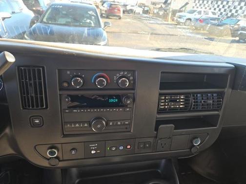 2025 Chevrolet Express 3500 RWD 3500 Regular Wheelbase WT