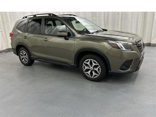 2022 Subaru Forester Premium