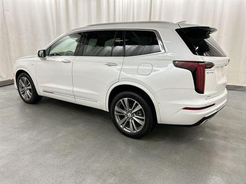 Crystal White Tricoat 2024 Cadillac XT6 Premium Luxury AWD