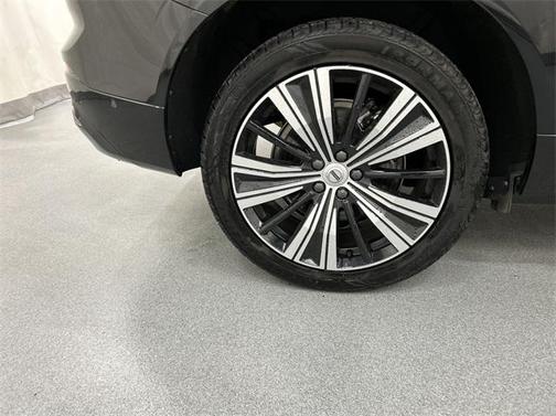 2022 Volvo XC60 B6 Inscription