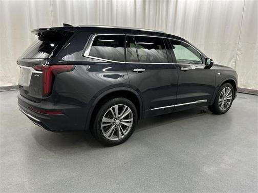 2022 Cadillac XT6 Premium Luxury AWD