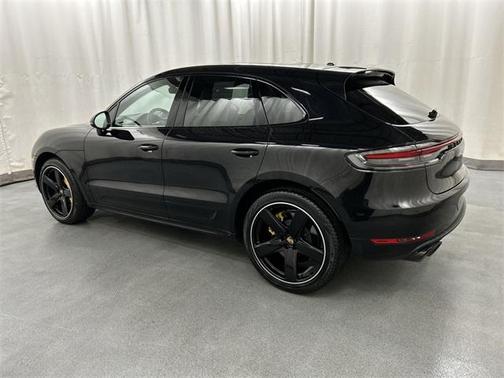 2020 Porsche Macan Turbo