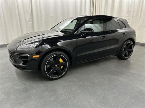 2020 Porsche Macan Turbo