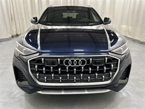 2024 Audi Q8 55 Premium Plus