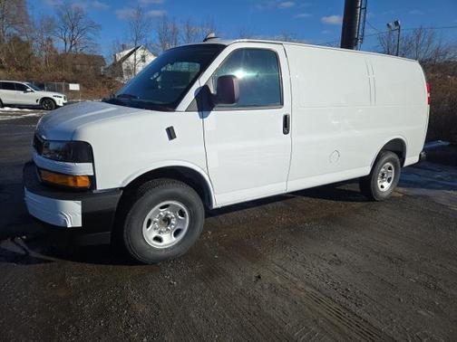 2025 Chevrolet Express 3500 RWD 3500 Regular Wheelbase WT