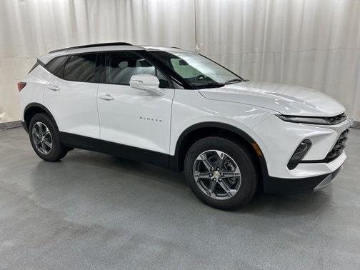 Summit White 2026 Chevrolet Blazer 3LT
