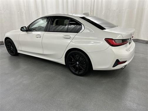 2019 BMW 330 xDrive