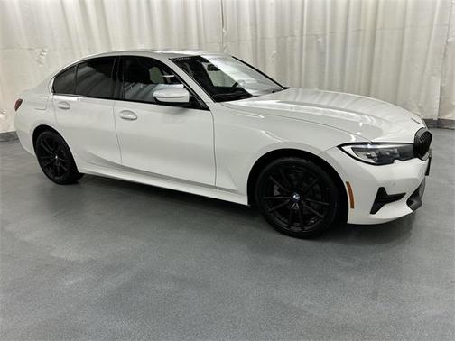 2019 BMW 330 xDrive