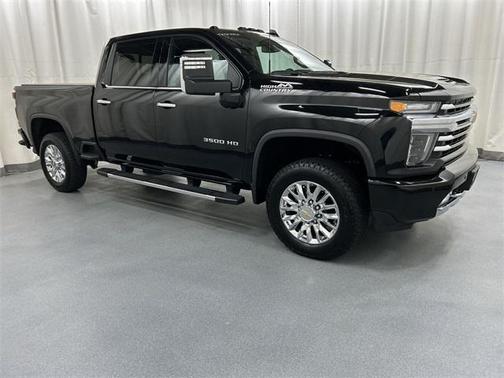 2023 Chevrolet Silverado 3500 High Country