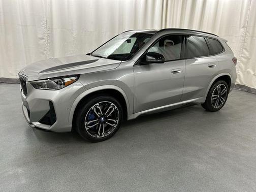 2025 BMW X1 M35i