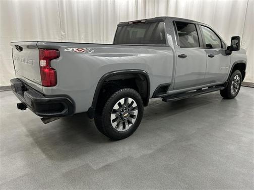 2024 Chevrolet Silverado 2500 Custom