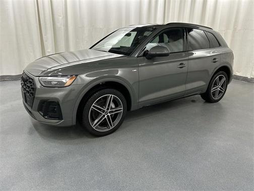 2023 Audi Q5 e 55 S line Premium Plus
