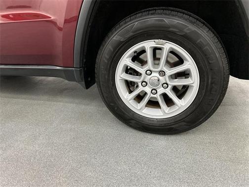 2020 Jeep Grand Cherokee Laredo