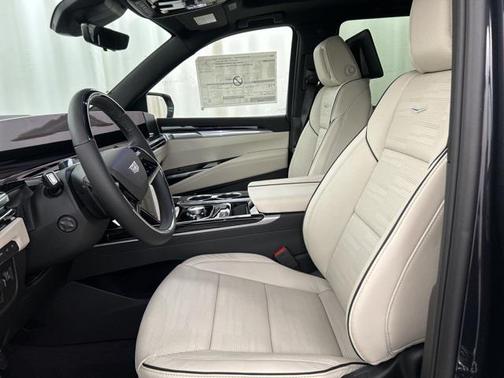 2025 Cadillac Escalade Sport