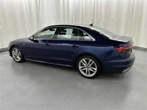 2022 Audi A4 45 S line Premium Plus