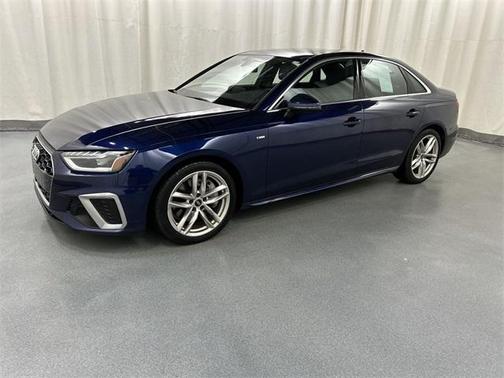 2022 Audi A4 45 S line Premium Plus