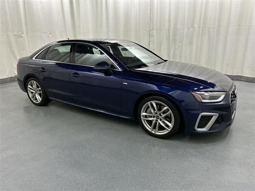 2022 Audi A4 45 S line Premium Plus