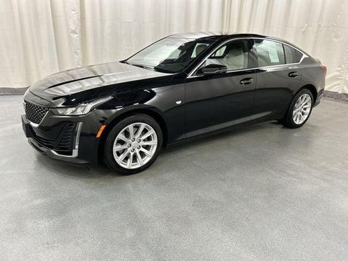 2022 Cadillac CT5 Luxury