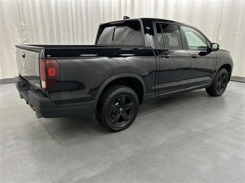 2023 Honda Ridgeline Black