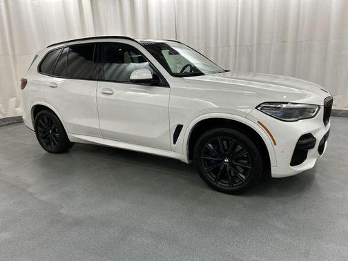 2022 BMW X5 M50i