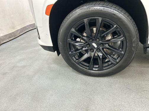 Crystal White Tricoat 2022 Cadillac Escalade Sport