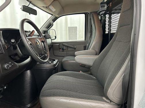Summit White 2024 Chevrolet Express 2500 Work Van