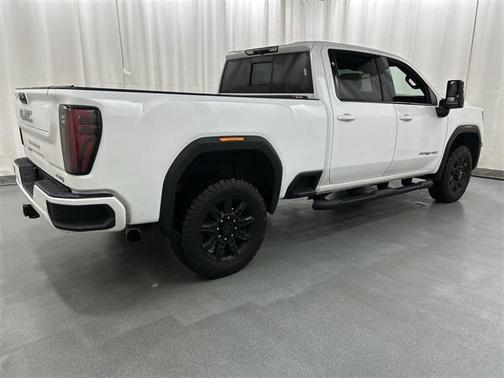 2024 GMC Sierra 3500 AT4