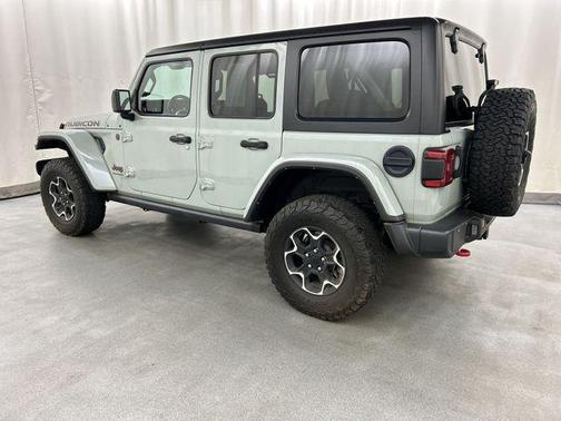 Earl Clearcoat 2023 Jeep Wrangler Rubicon