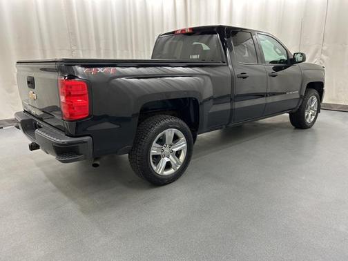 2018 Chevrolet Silverado 1500 Custom