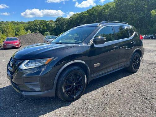 Magnetic Black 2017 Nissan Rogue SV