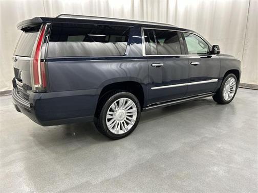 2018 Cadillac Escalade ESV Platinum