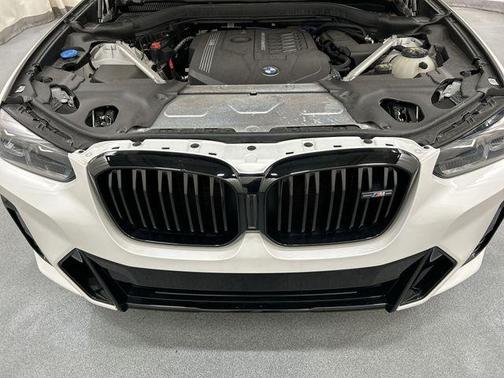 2023 BMW X3 M40i