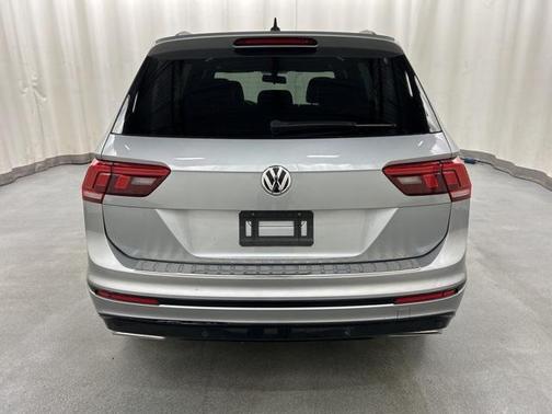 2019 Volkswagen Tiguan 2.0T SEL R-Line