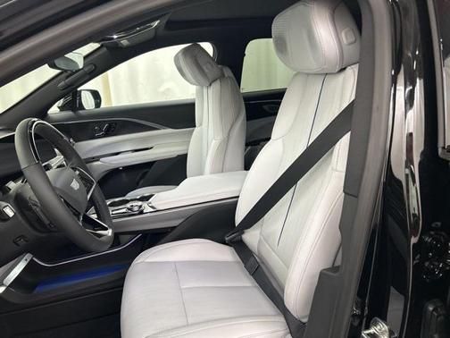 2025 Cadillac LYRIQ Luxury w/1SD