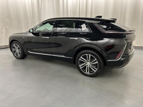 2025 Cadillac LYRIQ Luxury w/1SD
