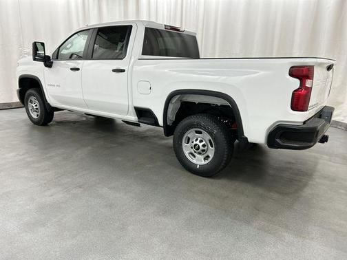 Summit White 2026 Chevrolet Silverado 2500 WT
