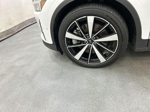 Snow 2022 Polestar 2 Long Range Dual Motor