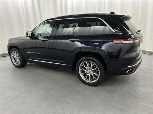 2022 Jeep Grand Cherokee 4xe Summit