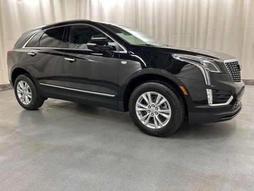 Stellar Black Metallic 2026 Cadillac XT5 Luxury