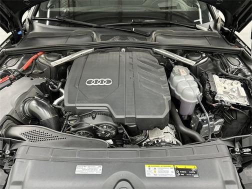 2022 Audi A4 Prestige 45 TFSI S line quattro S tronic