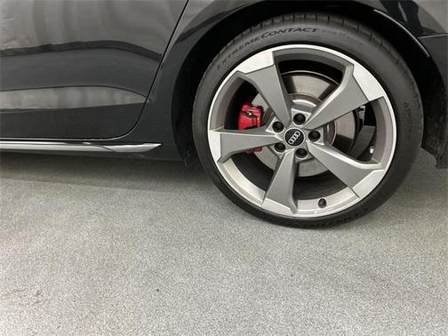 2022 Audi A4 Prestige 45 TFSI S line quattro S tronic