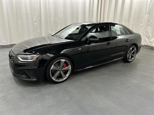 2022 Audi A4 Prestige 45 TFSI S line quattro S tronic