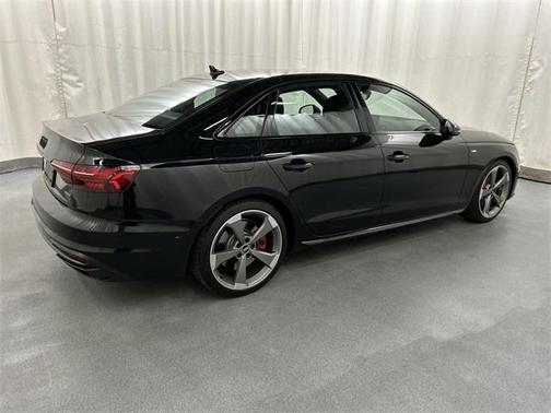 2022 Audi A4 Prestige 45 TFSI S line quattro S tronic