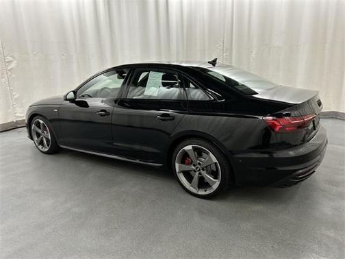 2022 Audi A4 Prestige 45 TFSI S line quattro S tronic