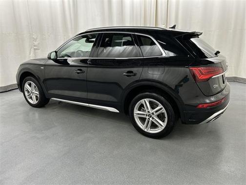 2022 Audi Q5 e 55 S line Premium Plus