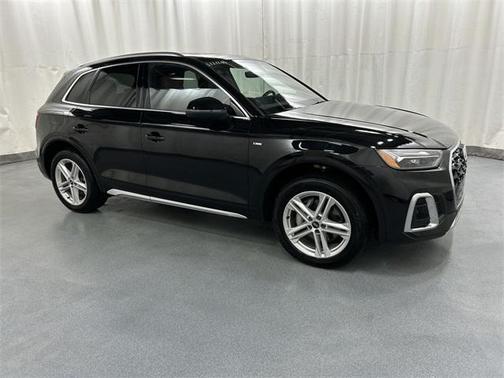 2022 Audi Q5 e 55 S line Premium Plus