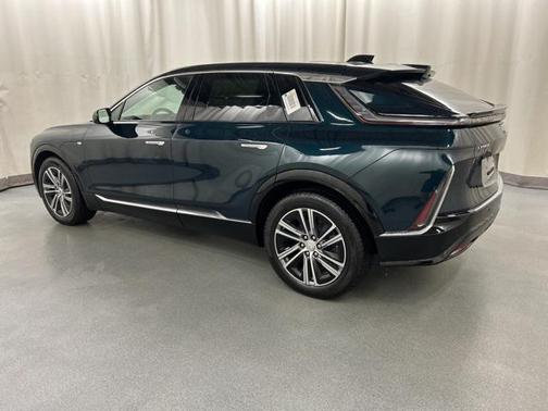 2025 Cadillac LYRIQ Luxury w/1SD