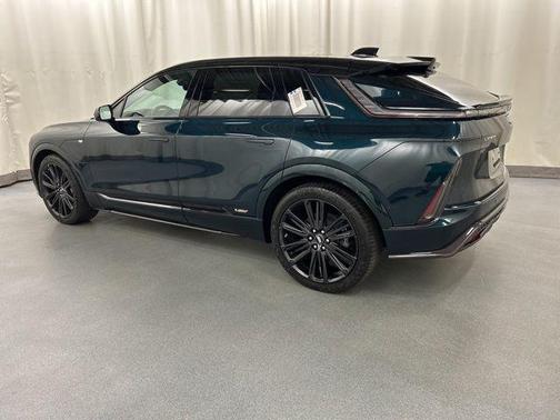 2026 Cadillac LYRIQ V Premium