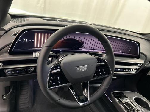 2025 Cadillac LYRIQ Luxury w/1SC