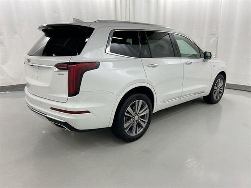 2022 Cadillac XT6 Premium Luxury AWD